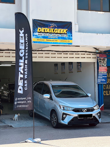 DETAILGEEK carwash & detailing