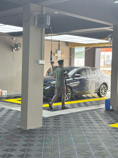 13 Auto station spa 13 Auto station spa