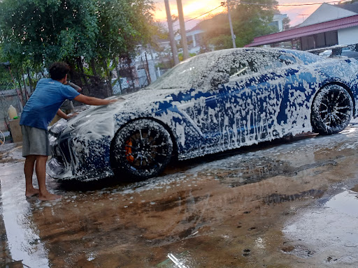 Q Car Wash & Polish