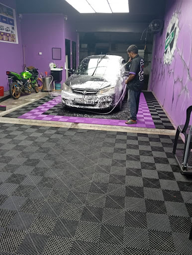 MR GOLDEN CAR WASH & CAR DETAILING