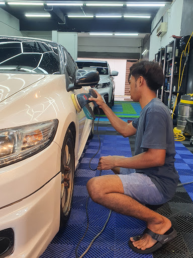 SHINE DADDY AUTO SPA SHINE DADDY AUTO SPA
