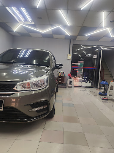 YOGAVENI CAR DETAILING AND CAR WASH TELUK INTAN
