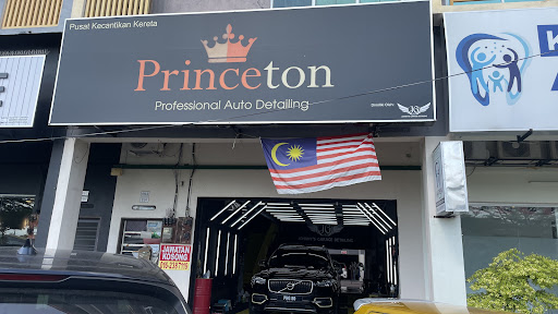 Johnny’s Garage Detailing