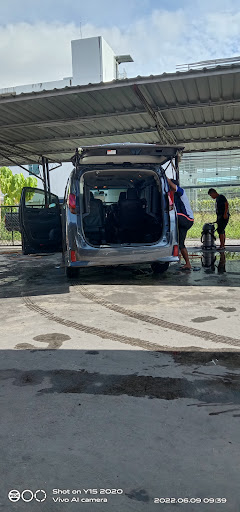 555 AUTO DETAILER car wash