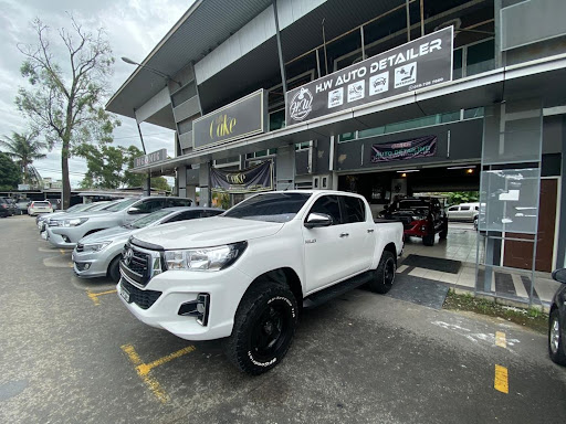 H.W AUTO DETAILER