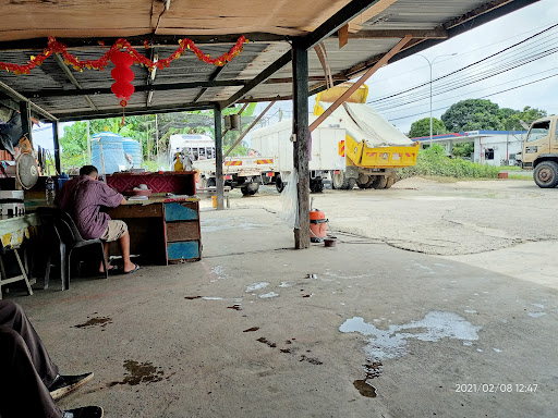 Labuk Carwash Centre