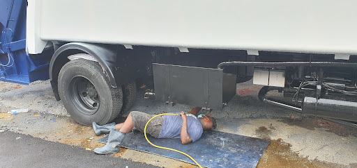 RR RAJH CAR WASH &BUS WASH TRUCK ALL WASH RR RAJH CAR WASH &BUS WASH TRUCK ALL WASH