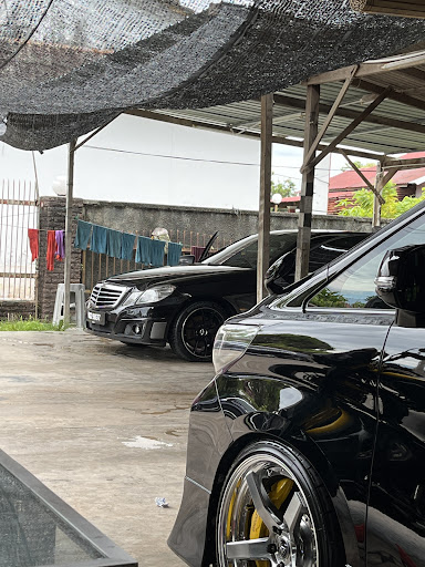 Bob's Finesse Hand Carwash Bob's Finesse Hand Carwash