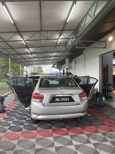 Glitter Auto Detailing Glitter Auto Detailing
