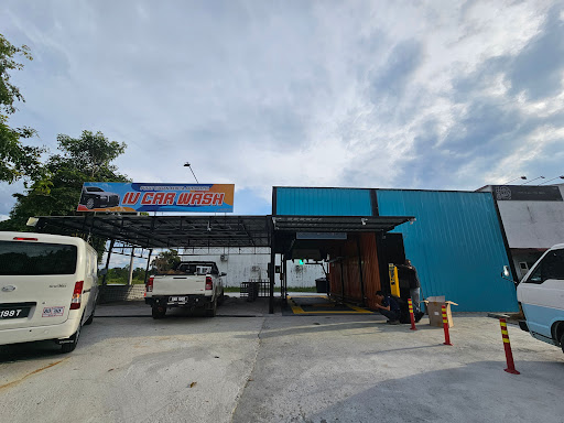 IV CAR WASH