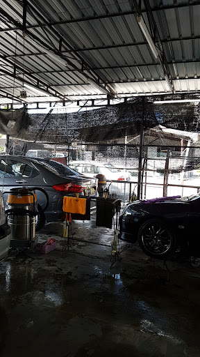 R & R Auto Detailer Centre