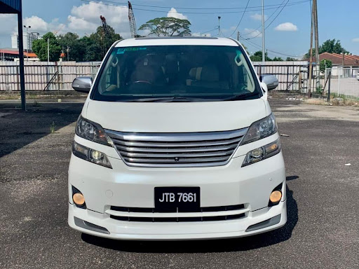 V2 Mencuci & Mengilat Kereta Car Wash V2 Mencuci & Mengilat Kereta Car Wash