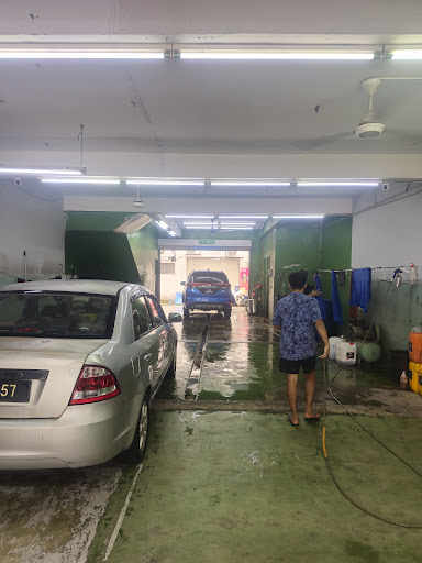 Car wash & Detailing